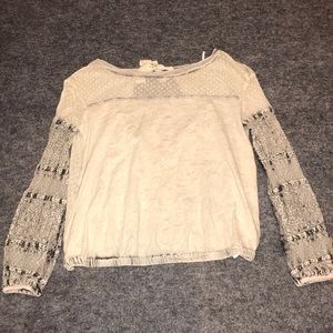 Women’s urban outfitters top size xs